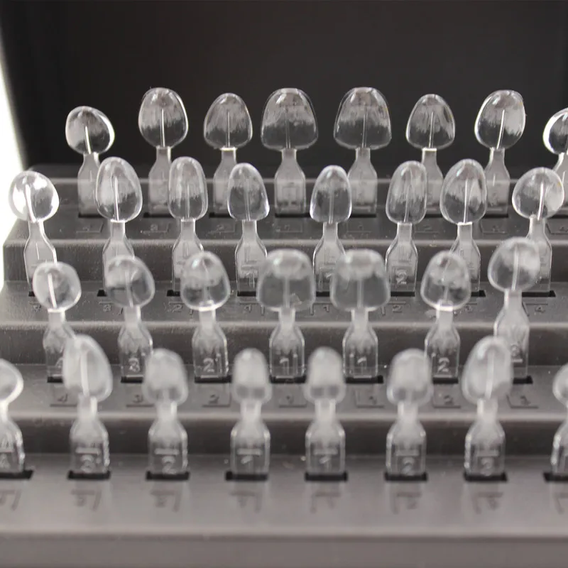 32個入り／セット　歯科用ベニア成形キット　コンポジットレジ - Teeth Whitening Moulds のレビューと価格